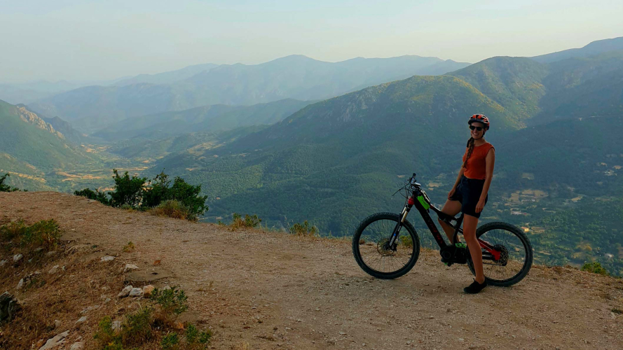 Panorama desde el Supramonte de Urzulei