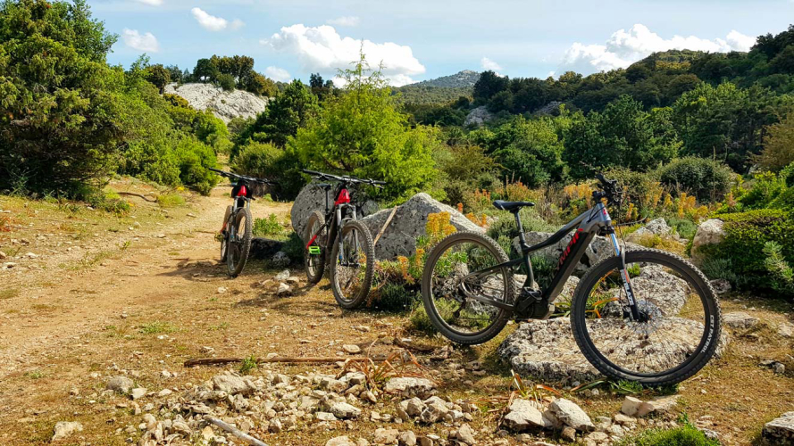 Bicicletas eléctricas en Supramonte