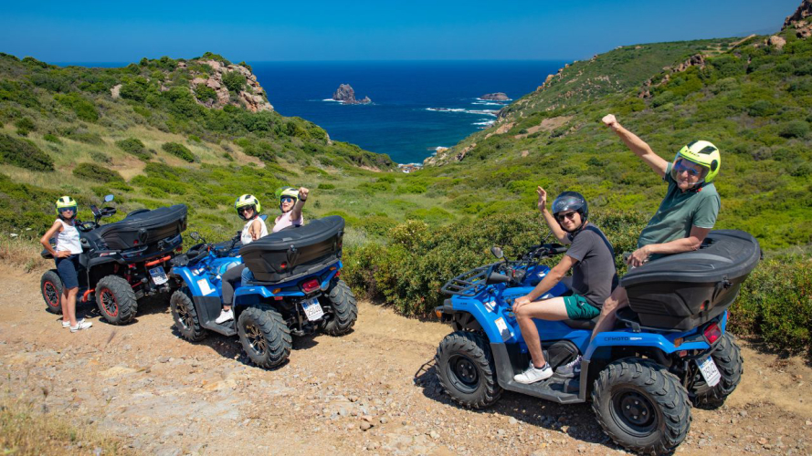 Randonnées en quad dans la nature du littoral de Bosa