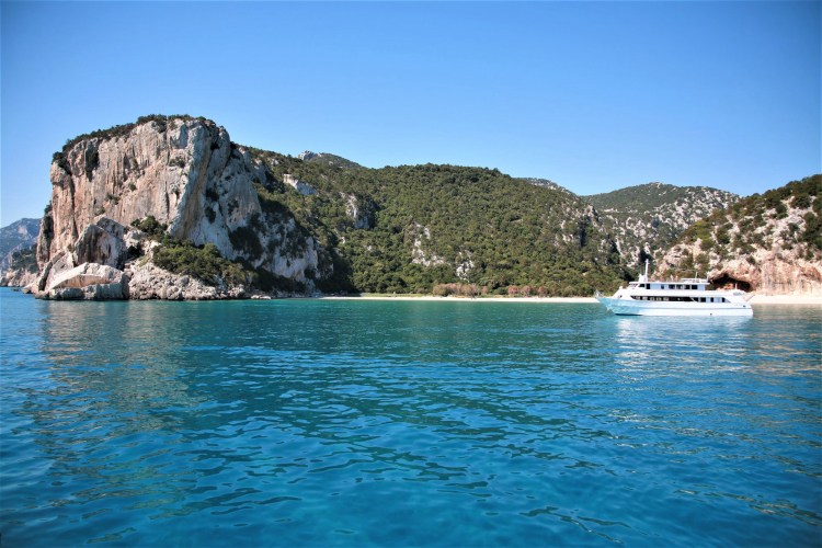 <p>Full day excursion in the Gulf of Orosei by motorboat</p><p><br></p>