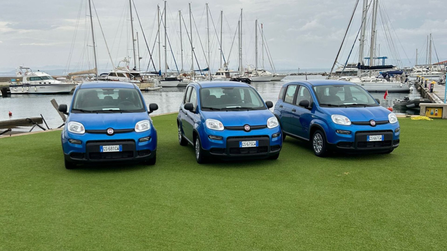 Location de voitures Panda à Calasetta sur l'île de Sant'Antioco
