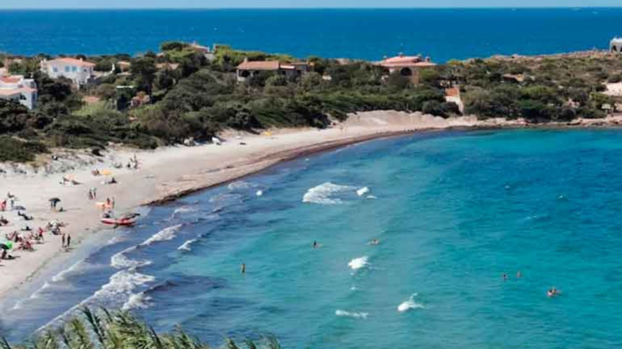Vue aérienne de la Spiaggia Grande à Calasetta