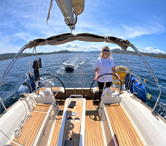 <p>Skipper aboard a sailboat in the Archipelago of La Maddalena</p><p><br></p>