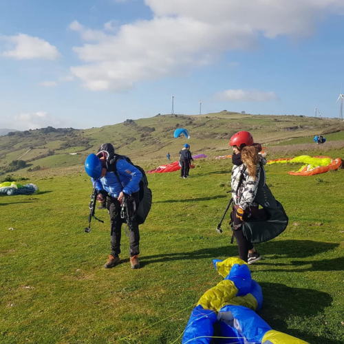 Preparing for paragliding in Castelsardo