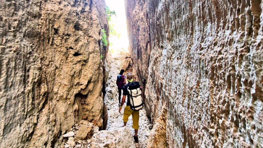 Excursión con guía y equipo por la zona de Baunei