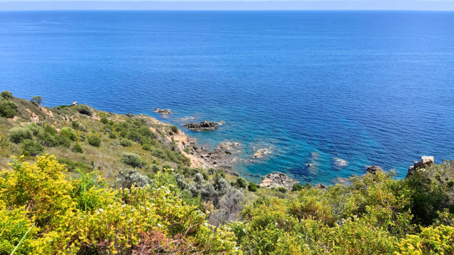 vista sul mare blu cristallino di Santa Maria Navarrese