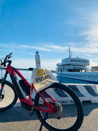 Bici e traghetto per l'Asinara dal porto di Porto Torres