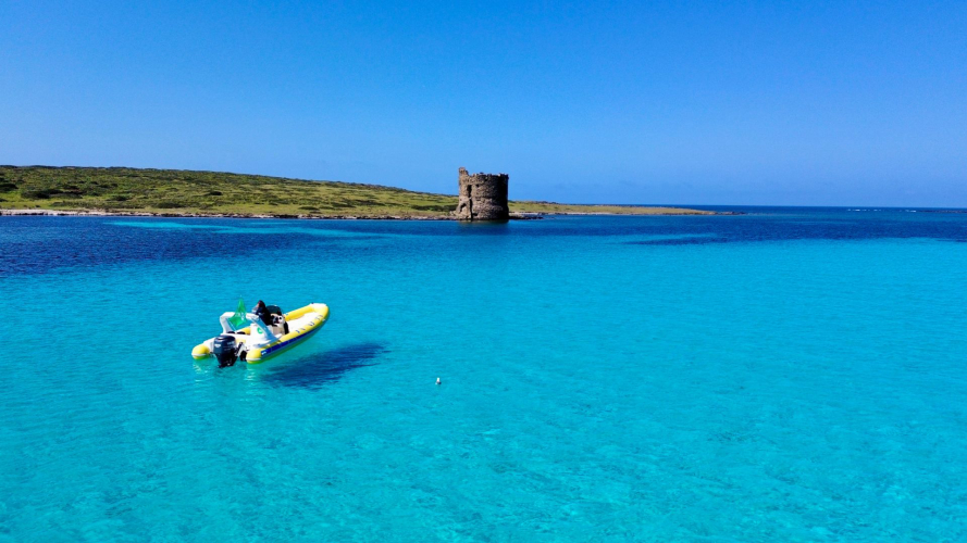 Pelosa's crystal-clear waters during the dinghy excursion to Stintino