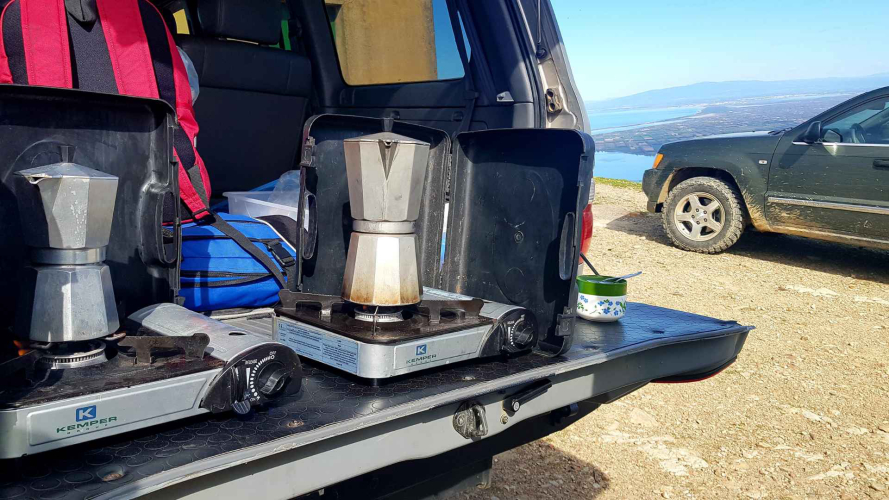 Kaffeezubereitung mit Meerblick