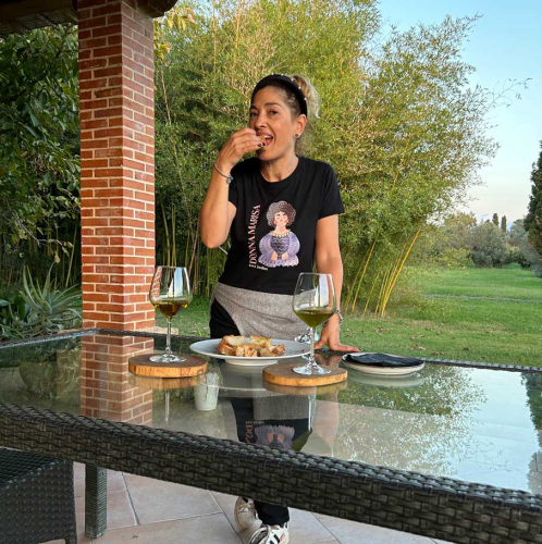 Degustación de aceite de oliva en el olivar