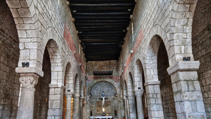 Interior de la iglesia