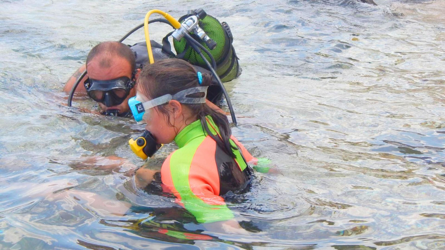 Tauchertaufe an der Ostküste Sardiniens