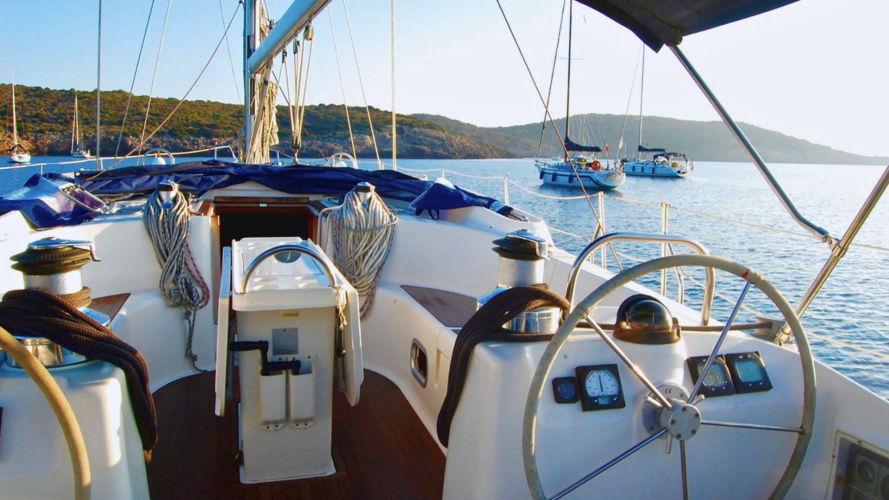 Sailing boat tour in the Gulf of Orosei