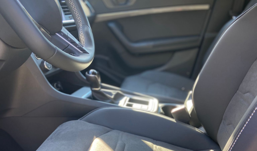Interno dell'auto Seat a noleggio