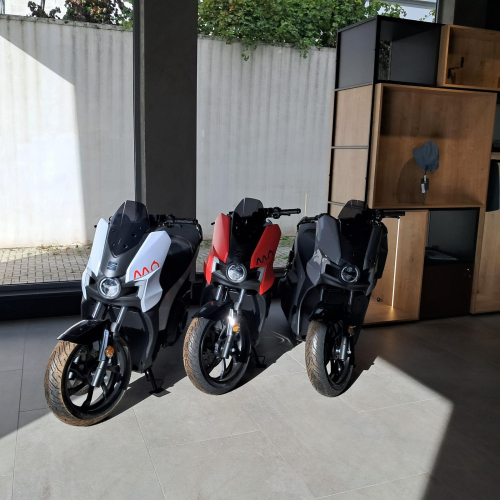 Moto elettriche Seat a noleggio, Sardegna