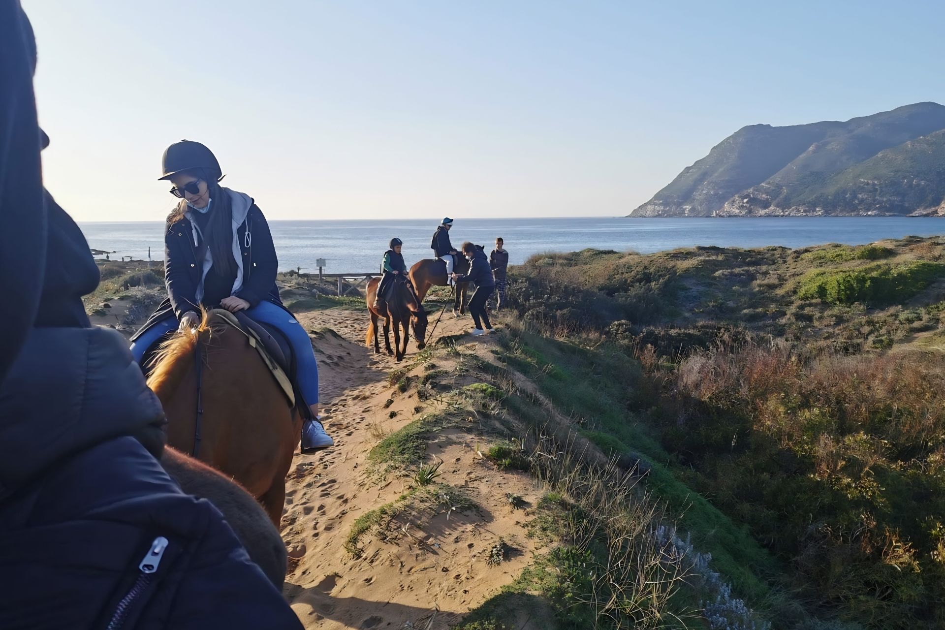 Balade à cheval guidée pour experts à Porto Ferro, dans le nord-ouest de la Sardaigne