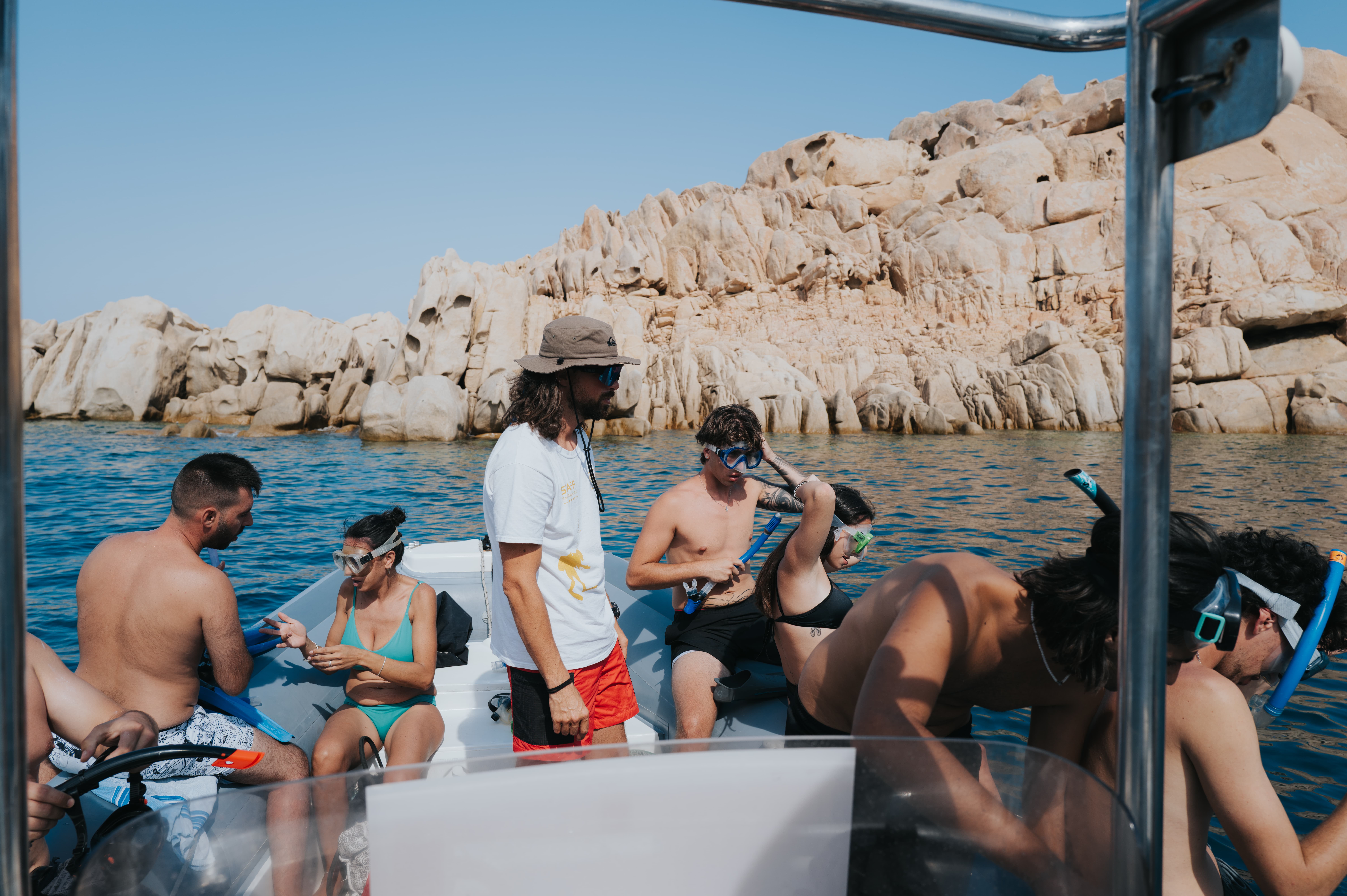 Excursion guidée de plongée avec tuba au départ de Cannigione avec guide et équipement inclus, navigation en bateau