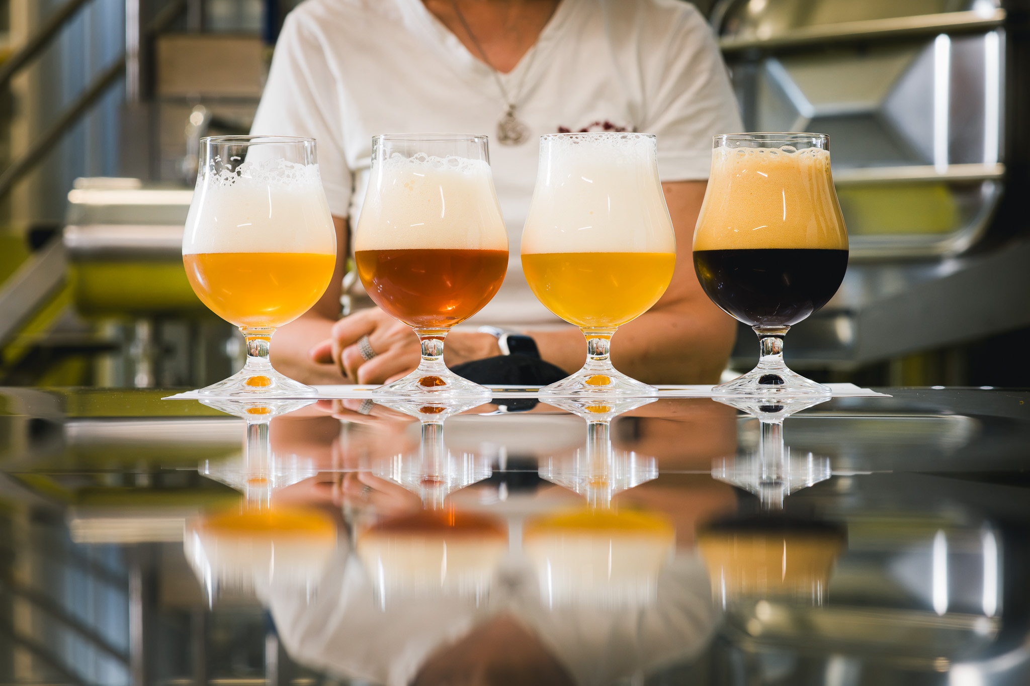 Una visita guidata ad un birrificio artigianale a Maracalagonis, con degustazione di birre artigianali.